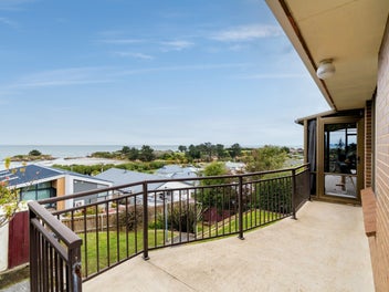 Welcome to your new beach lifestyle