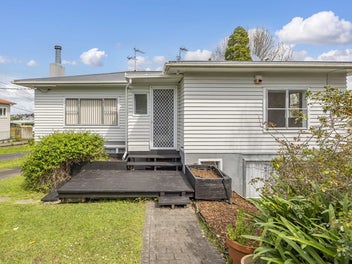 Prime Freehold on 857sqm - Live, Rent or Develop!