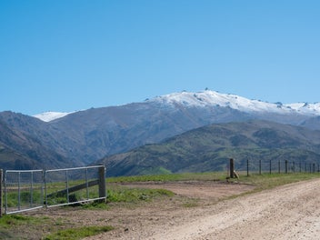 Prime 2ha bare land lifestyle block