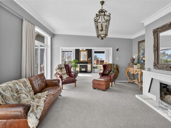 Lifestyle and Convenience on Timaru Road!