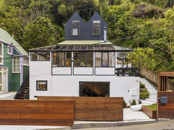 Aro Architectural Gem!