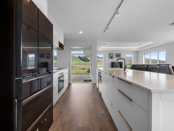 Elegant, Modern, and Luxurious Living