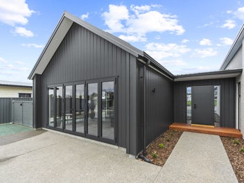 Brand New Executive Living!