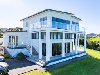 Exceptional Residence - Elegance Meets Lifestyle