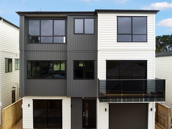 Luxury, Location & Brand New!