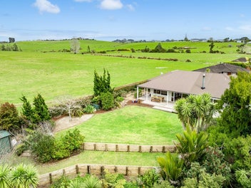 Matakana Village Lifestyle - Riverside Access
