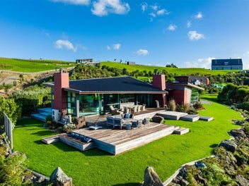 OWNER HAS BOUGHT ELSEWHERE - SEEKING OFFERS!