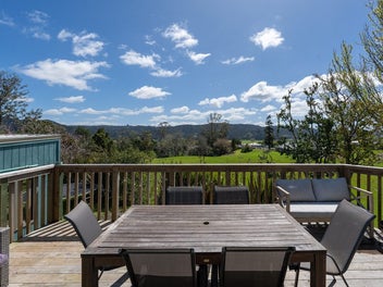 Family Home with Double Sleepout