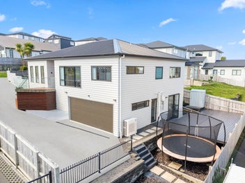 Comfort, Space & Location — All in Orewa