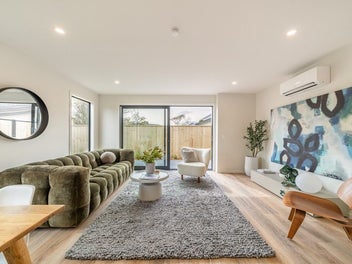 Sleek and Stylish Modern Living