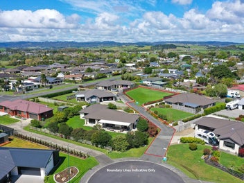 Expansive 1231m2 Section - Walk to Waipu Village