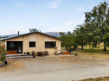 Scenic Living in Springvale