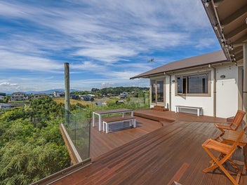 Fantastic buying - outstanding views