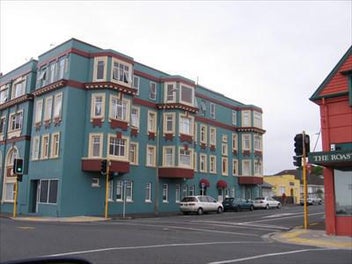 Image 1 of 7