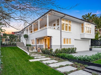 Elegant. Effortless. Extraordinary.