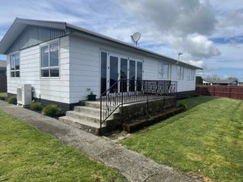 Image 1 of 18