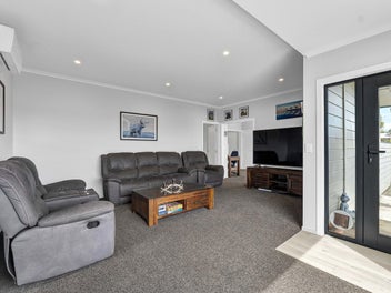 Spacious Family Living with Modern Comforts
