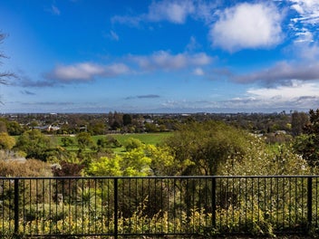 Nature, views and timeless charm