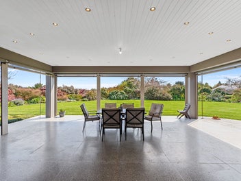 Country retreat close to the city