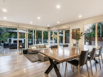 Architecturally Designed Family Retreat