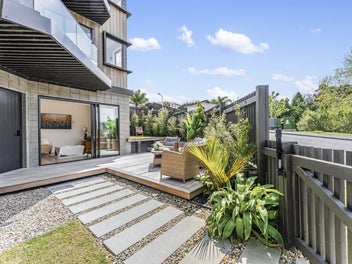 Modern Luxury Meets Coastal Lifestyle