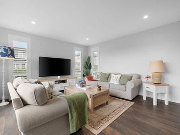 Boutique Style Home, Enjoy the Sea and Lake