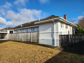 2 x Renovated 2-Bedroom Relocatable Houses