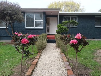 Cute and Spacious 70s Gem in the Heart of Greytown