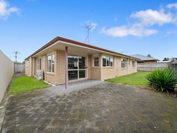 Perfect First Home in Prime School Zone