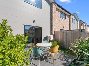 Positioned for Prime Location & Convenience!