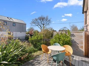 Positioned for Prime Location & Convenience!