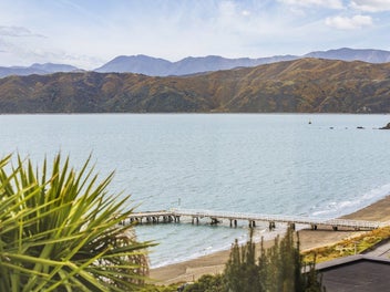 Sanctuary by the Sea, Sheltered, Private, Views
