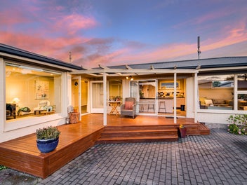 Sunny, Spacious, and Family Friendly