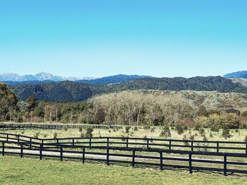 Refined Country Retreat