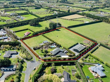 Live, work and leisure in one address