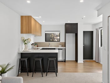 Freehold & Modern - Your Next Chapter?