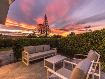 Inner city contemporary oasis