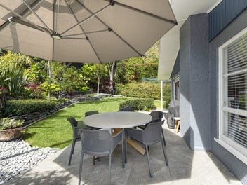 Inner city contemporary oasis