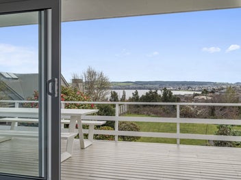 Spacious family home with lake and town views
