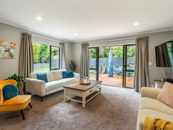 Affordable Modern Living - Deadline/Auction