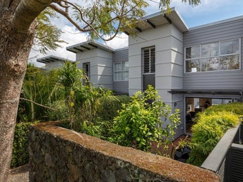 Beachy, Central, and Solid – The Ultimate...