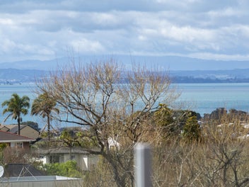 View! Space! Double Westlake School Zone