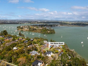 Exquisite Residence- Concrete Block