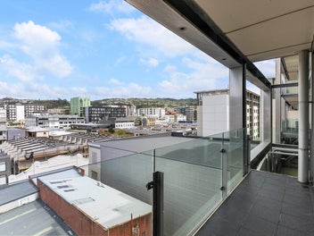 Views, Carpark & Priced to Sell!