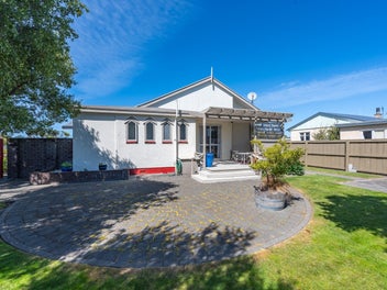 Comfort with greenspace views – Alexander Park