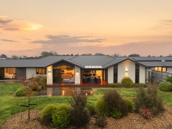 Prime Lifestyle + Multi Generational flexibility!