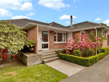 Generous Family Residence on Rose