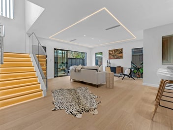 Unwind in Contemporary Luxury!