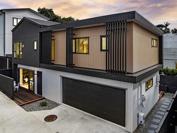 Unwind in Contemporary Luxury!