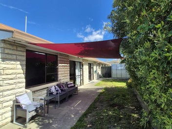 Image 1 of 20